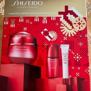 Brand new !!!sealed !!! Never been open !Shiseido essential energy lasting set
